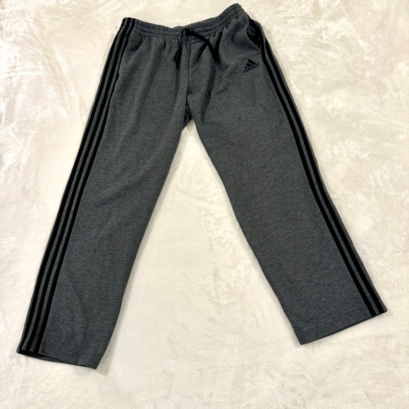 Adidas men’s lounge sweatpants with three stripe grey and black size XL - Picture 4 of 9